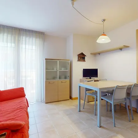 Apartment Mirage *