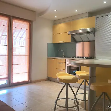 Apartment Mirage *